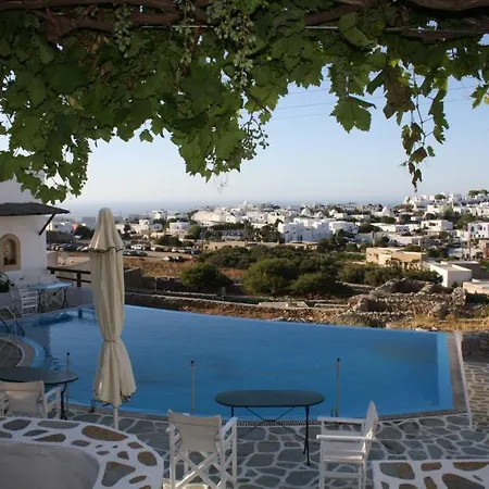 Ampelos Hotel Folégandros