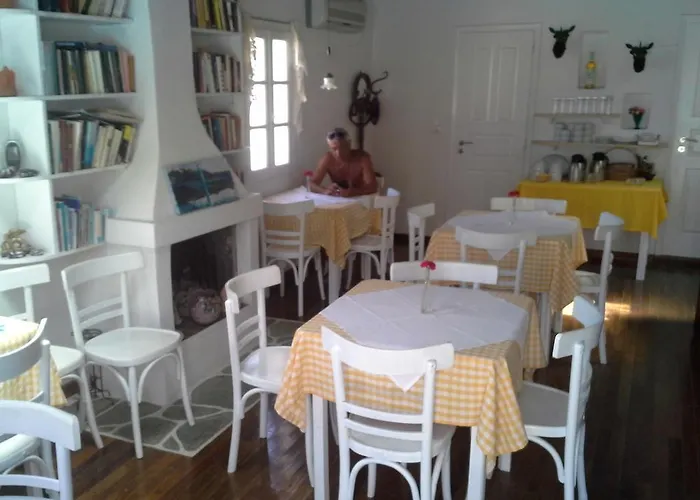 Ampelos 3* Folégandros