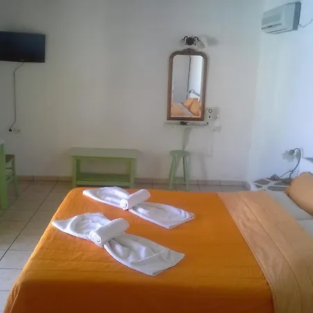 Hotel Ampelos Folegandros Town