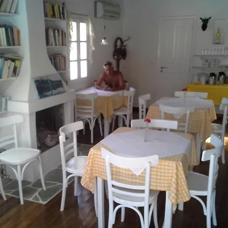 Ampelos 3* Folégandros