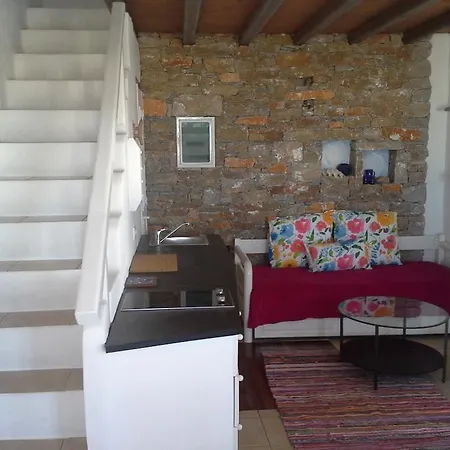 Ampelos Folegandros Town