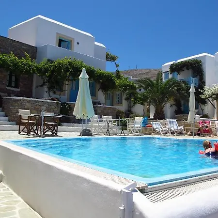 Hotel Ampelos 3*