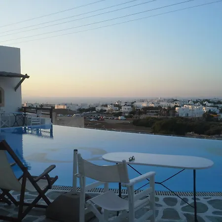 Ampelos Folegandros Town