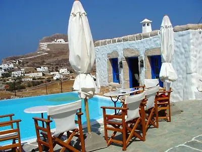 Hotel Ampelos