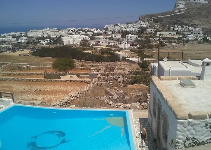 Отель Ampelos Folegandros Town